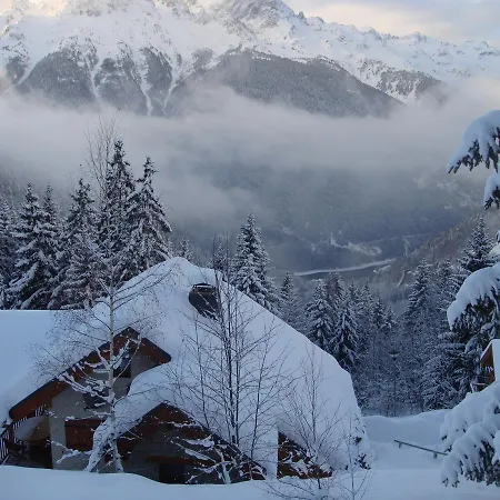 Clementine Chalet